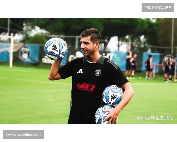 TA专栏:VAR对禁区内身体接触的严格审视,正在改变欧冠定位球战术的博弈逻辑 TA专栏:VAR对禁区内身体接触的严格审视,正在改变欧冠定位球战术的博弈逻辑